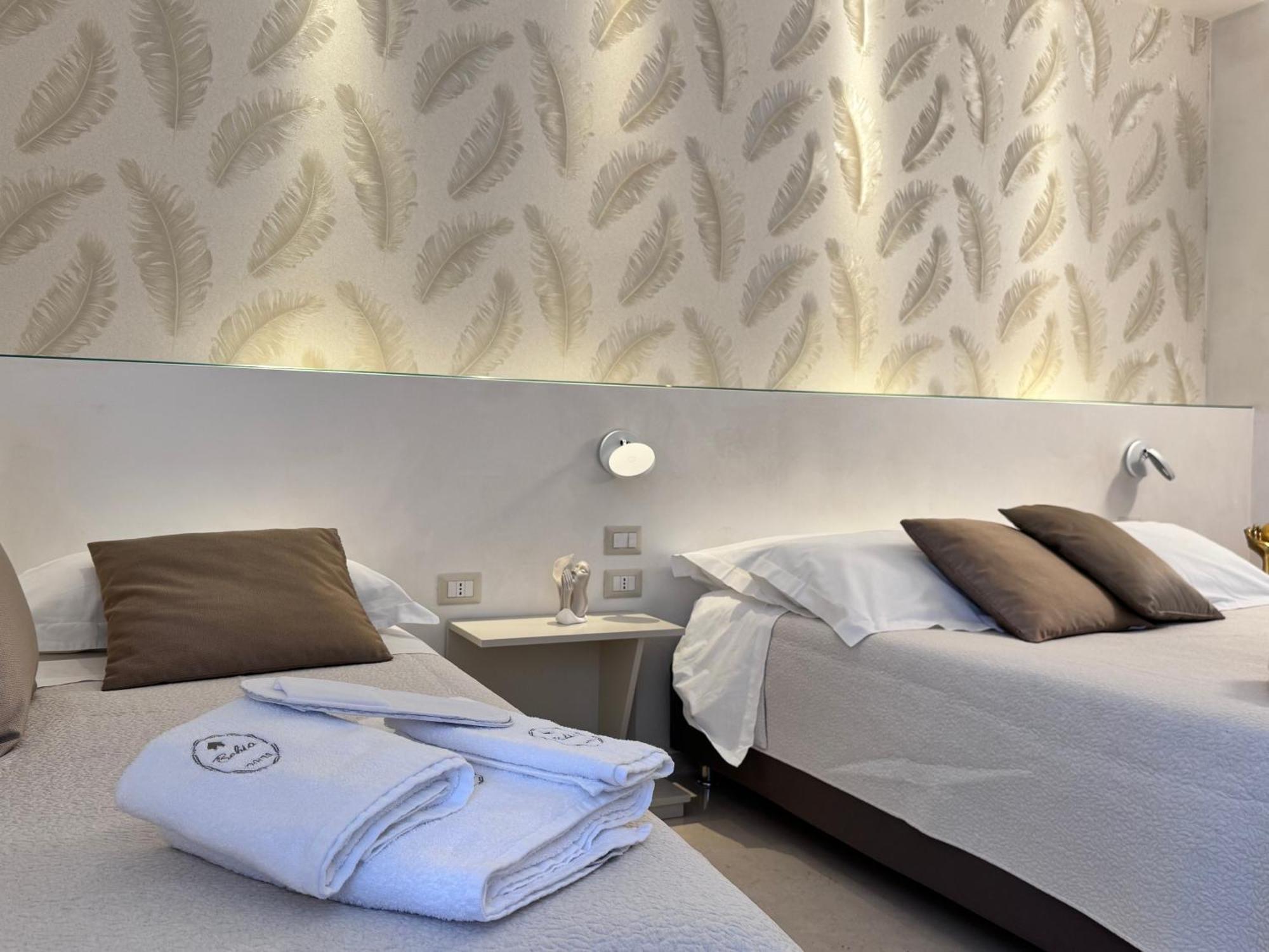 Bebio Rooms Trani Exterior foto